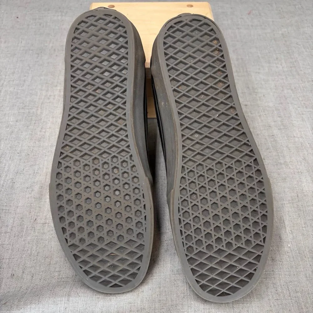 Vans Chukka Low Shoes Grey Black Chambray Lace Up Low Top Skater Men's Size‎ 9